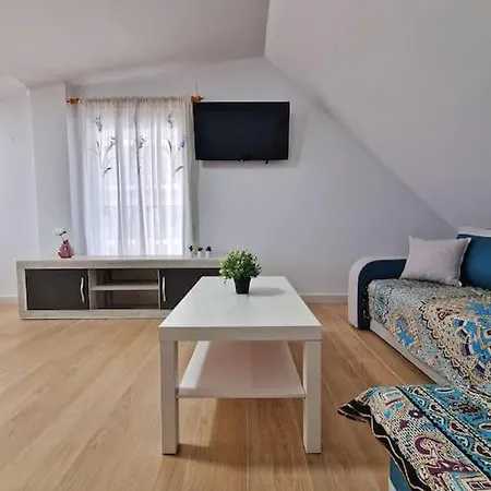 Encantador Duplex 6 A 1 Minuto De La Playa Benalmádena