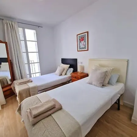 Encantador Duplex 6 A 1 Minuto De La Playa