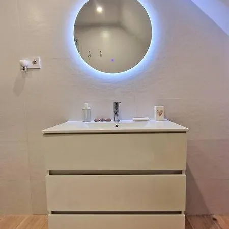 Encantador Duplex 6 A 1 Minuto De La Playa